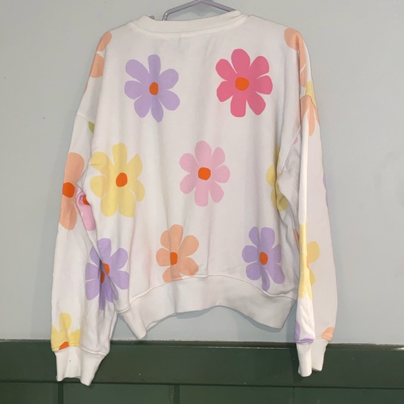 Kids old navy sweatshirt size m - Picture 2 of 3